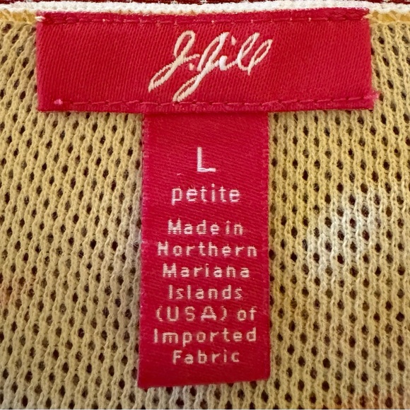 J Jill Women’s size Large floral top.Pre-owned good condition.Great summer top. - Picture 6 of 8